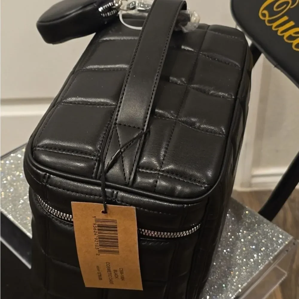 Steve Madden Quilted Zip- Around Cosmetic Case‎ w/Detachable Coin Wallet